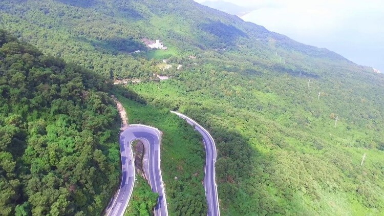 1738894489_Hai-Van-Pass, Hue.jpg